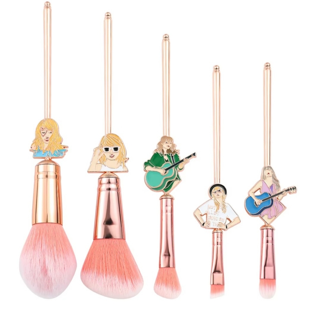 NWOT Taylor Swift Inspired Makeup Brushes